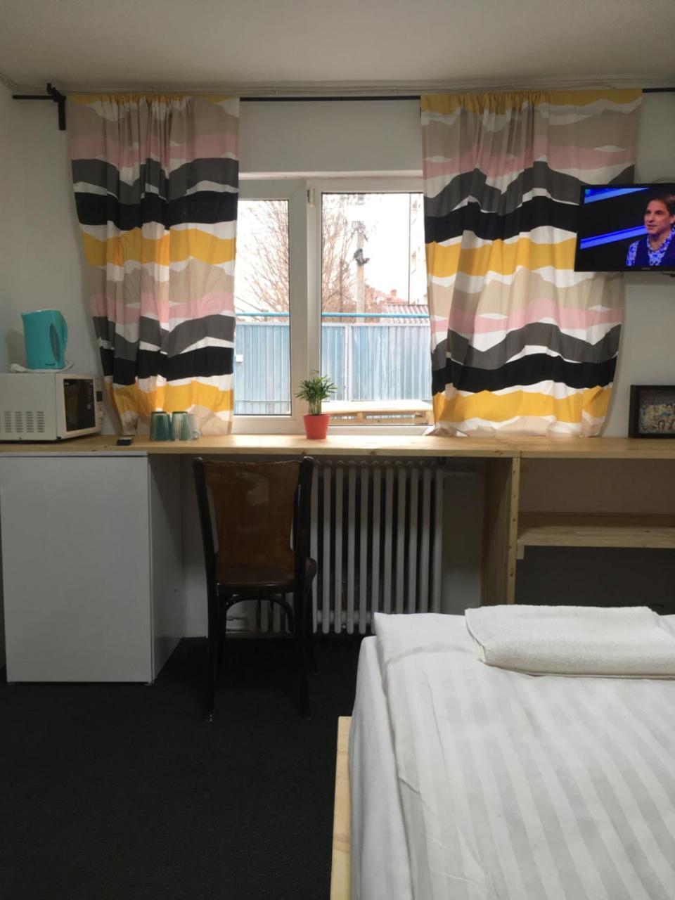 Banat 4 Hostel Βουκουρέστι Εξωτερικό φωτογραφία